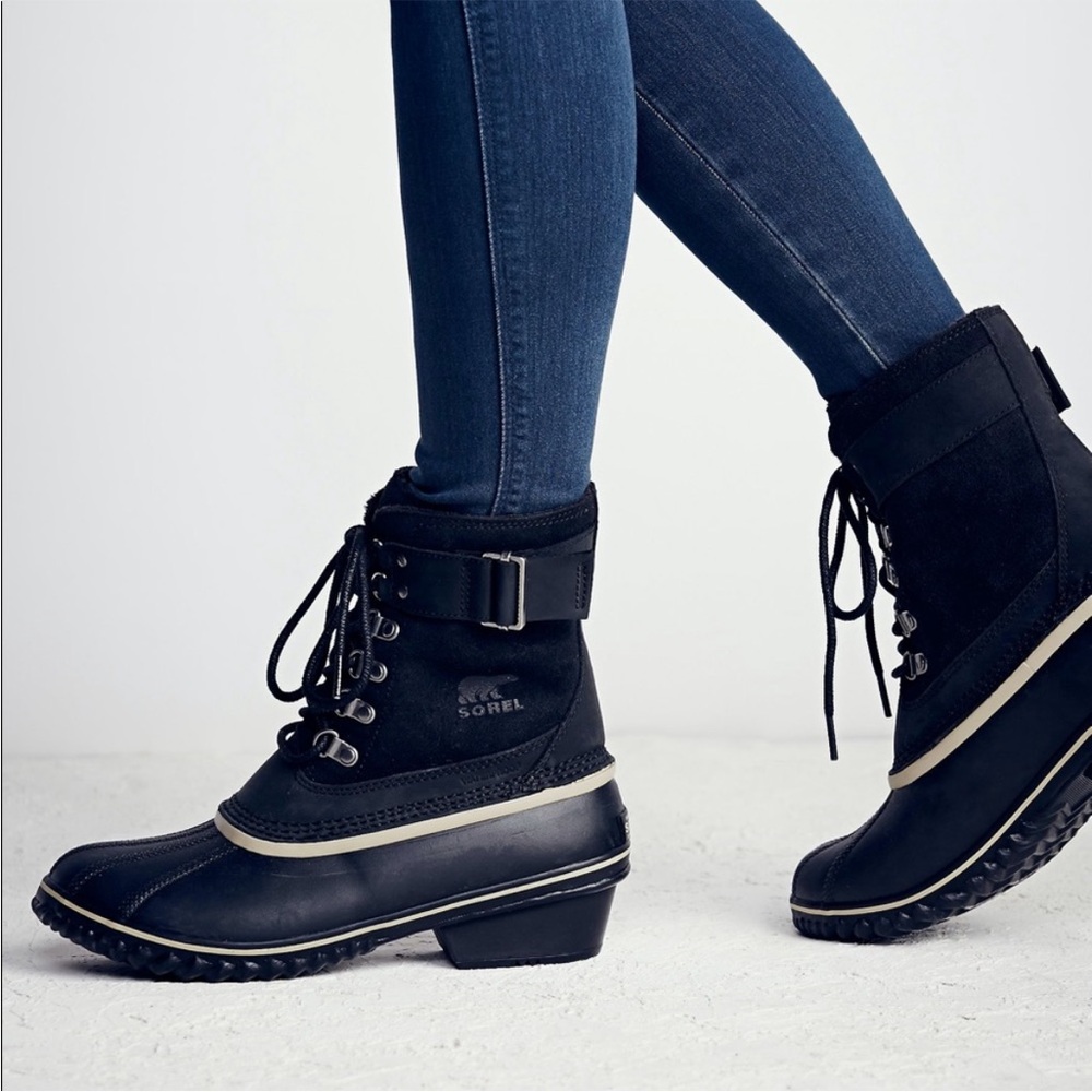 GUC SOREL Weathered Duck Shoes Stylish Winter booties